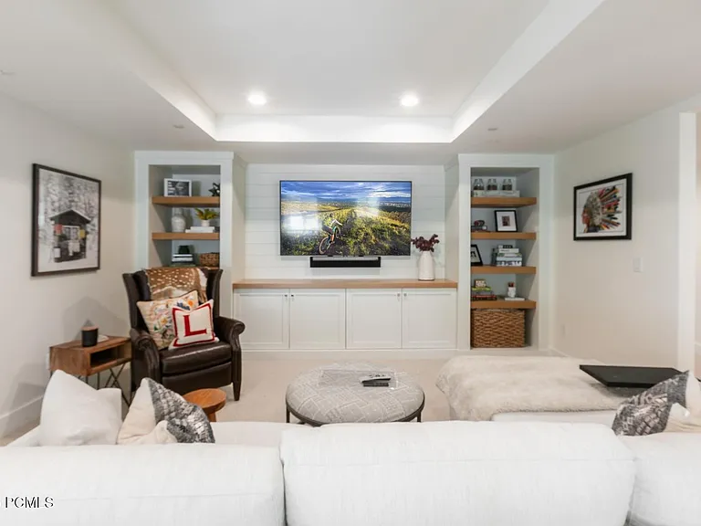 5310 N Lauralwood St — Photo 35