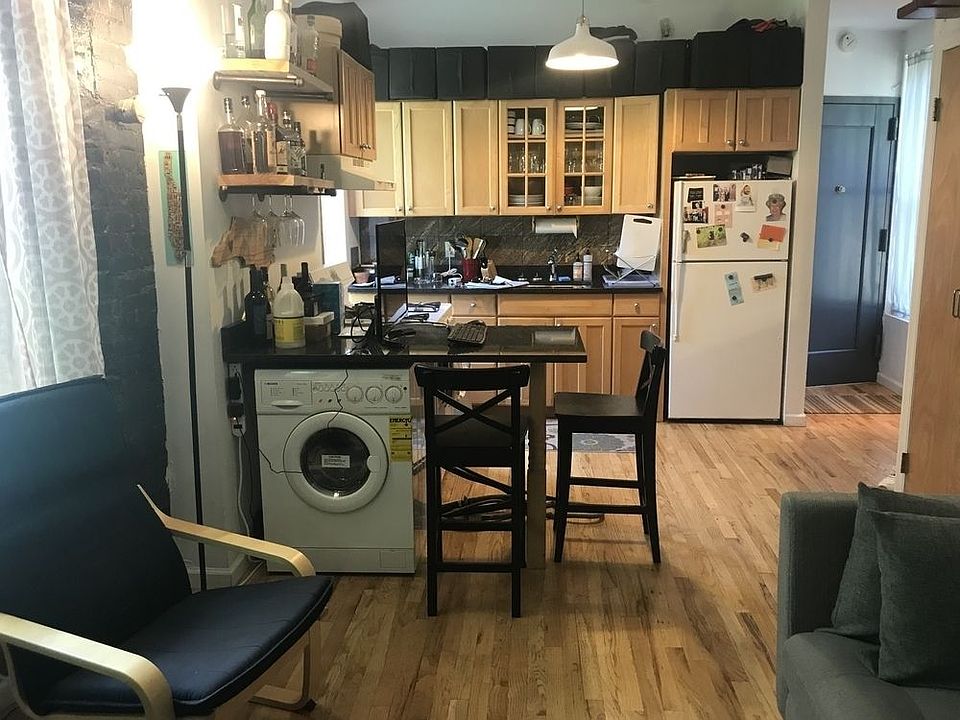 1st image of 229 Elizabeth St APT 6
