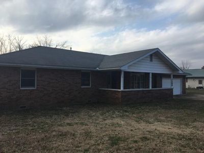1203 Sunset Dr, Mountain Grove, MO, 65711