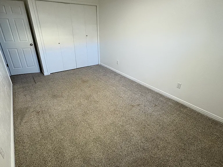13281 S 1300 E — Photo 6