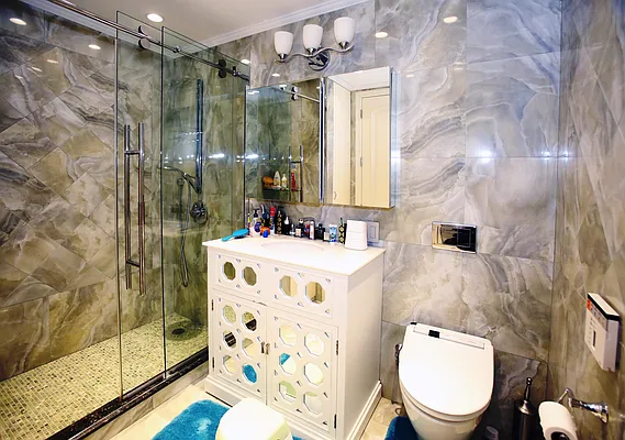 Sold by City Express Realty LLC | media 22