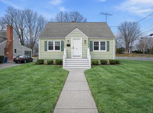 8 Raleigh Rd UNIT 1, Bridgeport, CT 06606