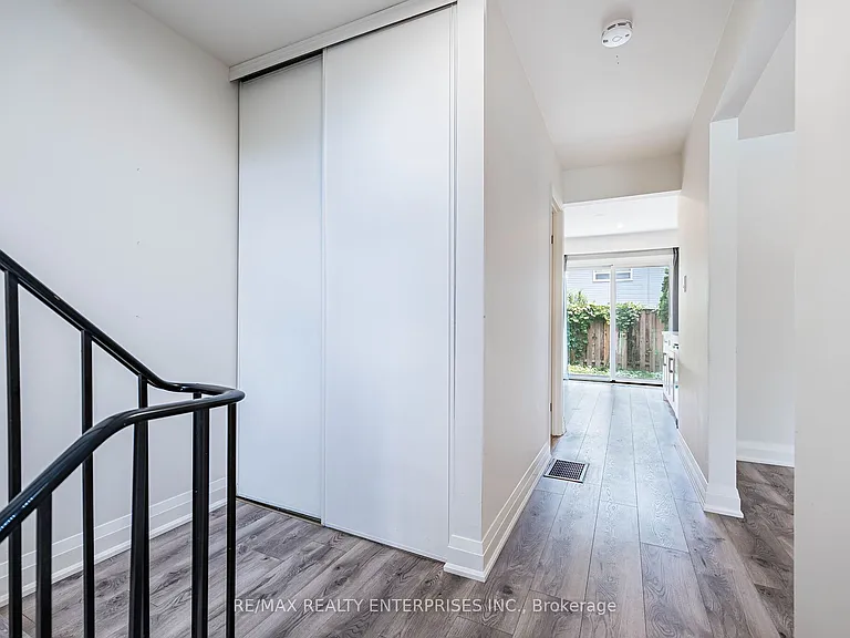 1055 Shawnmarr Rd #17 — Photo 8