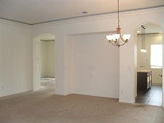 4th image of 1516 Dusty Miller Ln