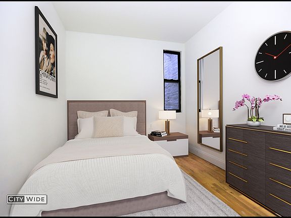 2nd image of 224 E 89th St #24