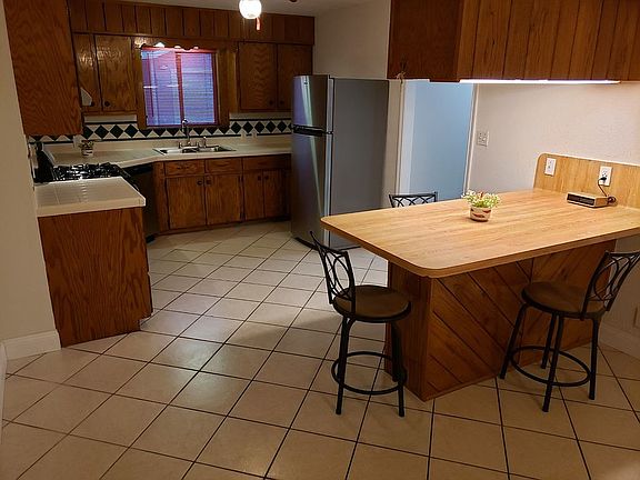 5th image of 2316 Avenue D