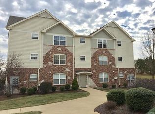 2011 Piedmont Cir, Saint Peters, MO 63304