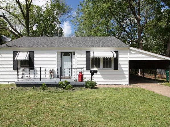 911 W Lombard Street, Springfield, MO 65806