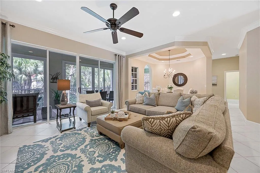 3 bed, 3.0 bath, 2836 sqft, $11,000 — Photo 1