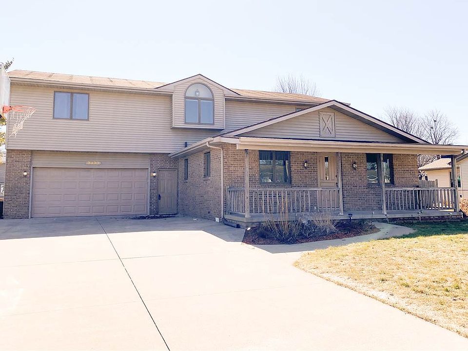 1st image of 3330 Brentway Dr