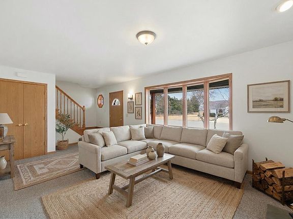 3rd image of 158 Spring STREET