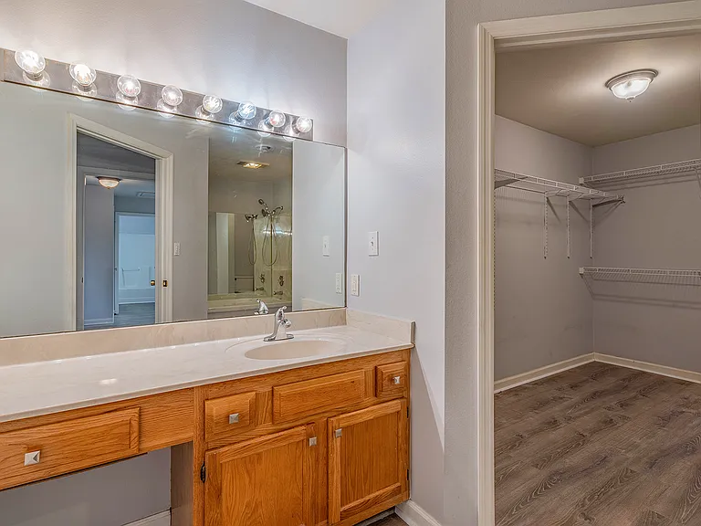 2234 Hickory Manor Way — Photo 26