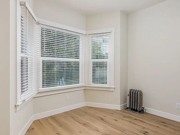 2nd image of 1658 Sacramento St APT 3