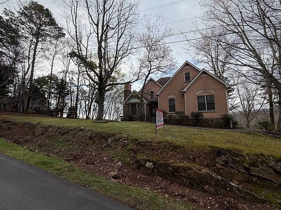 2nd image of 1381 Mount Alto Rd SW