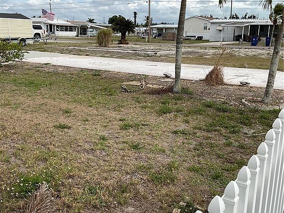 4th image of 5012 Flamingo Dr