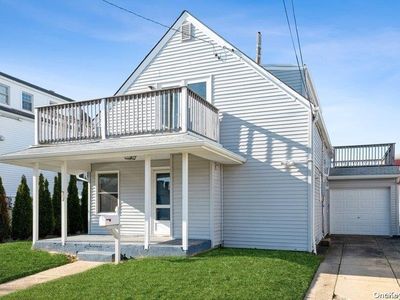 77 Bermuda Street, Atlantic Beach, NY, 11509