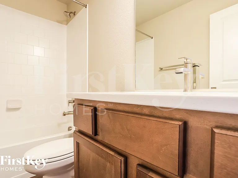 10559 Horton Dr — Photo 9