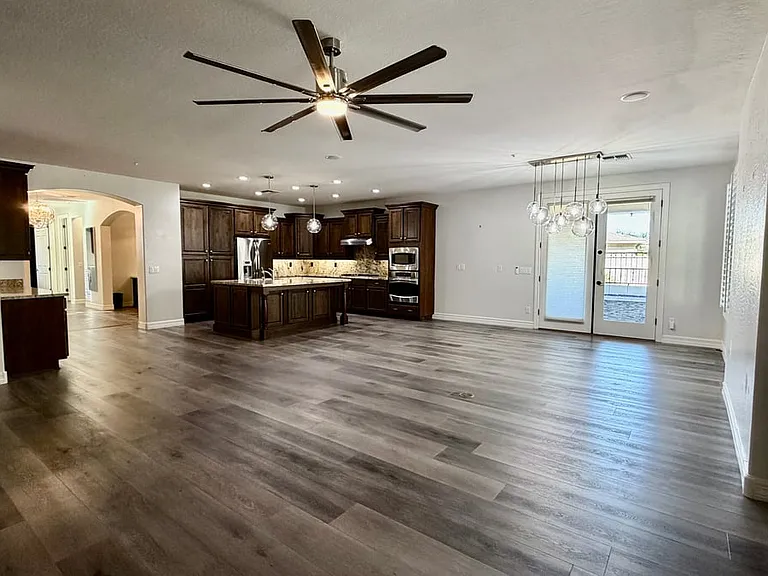 1777 W Ocotillo Rd — Photo 9