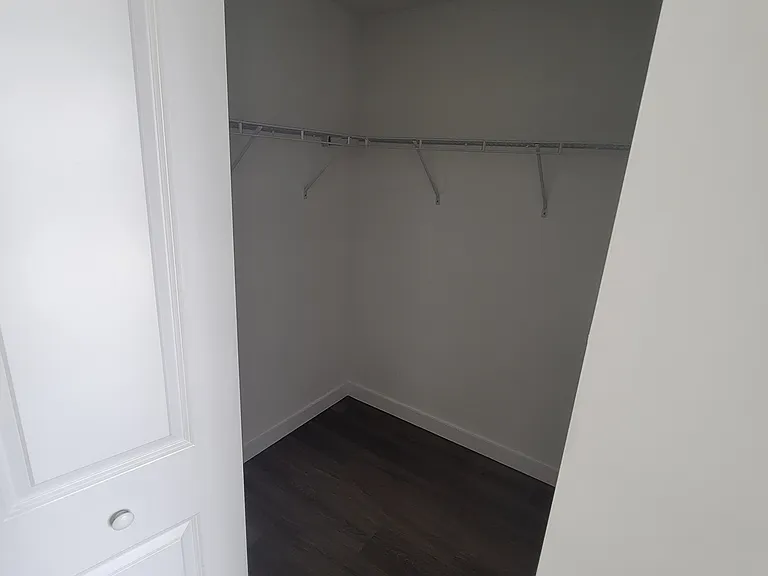 2042 NW 17th Ave #101 — Photo 9