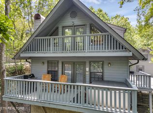 2733 Timber Way, Pigeon Forge, TN 37863