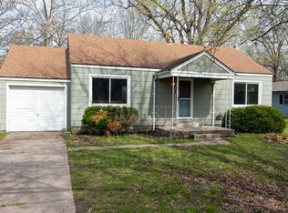 505 Waverly Way, Coffeyville, KS 67337