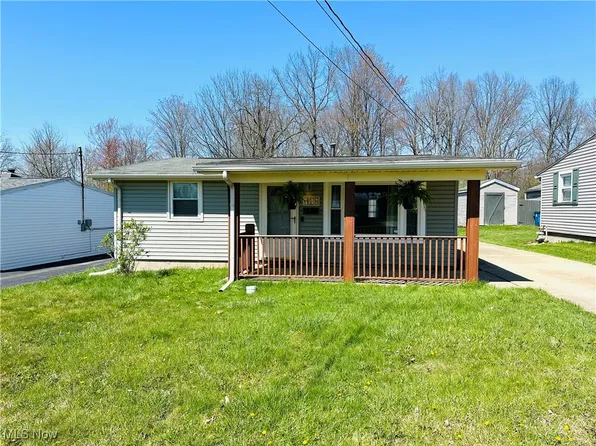 428 Iowa Ave, Girard, OH 44420