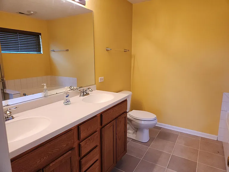137 Willey St — Photo 11
