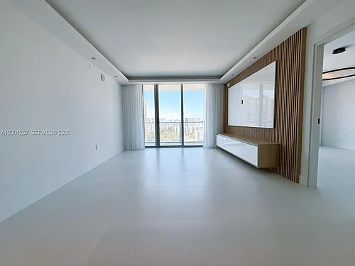330 Sunny Isles Blvd #5-1405 Photo 1