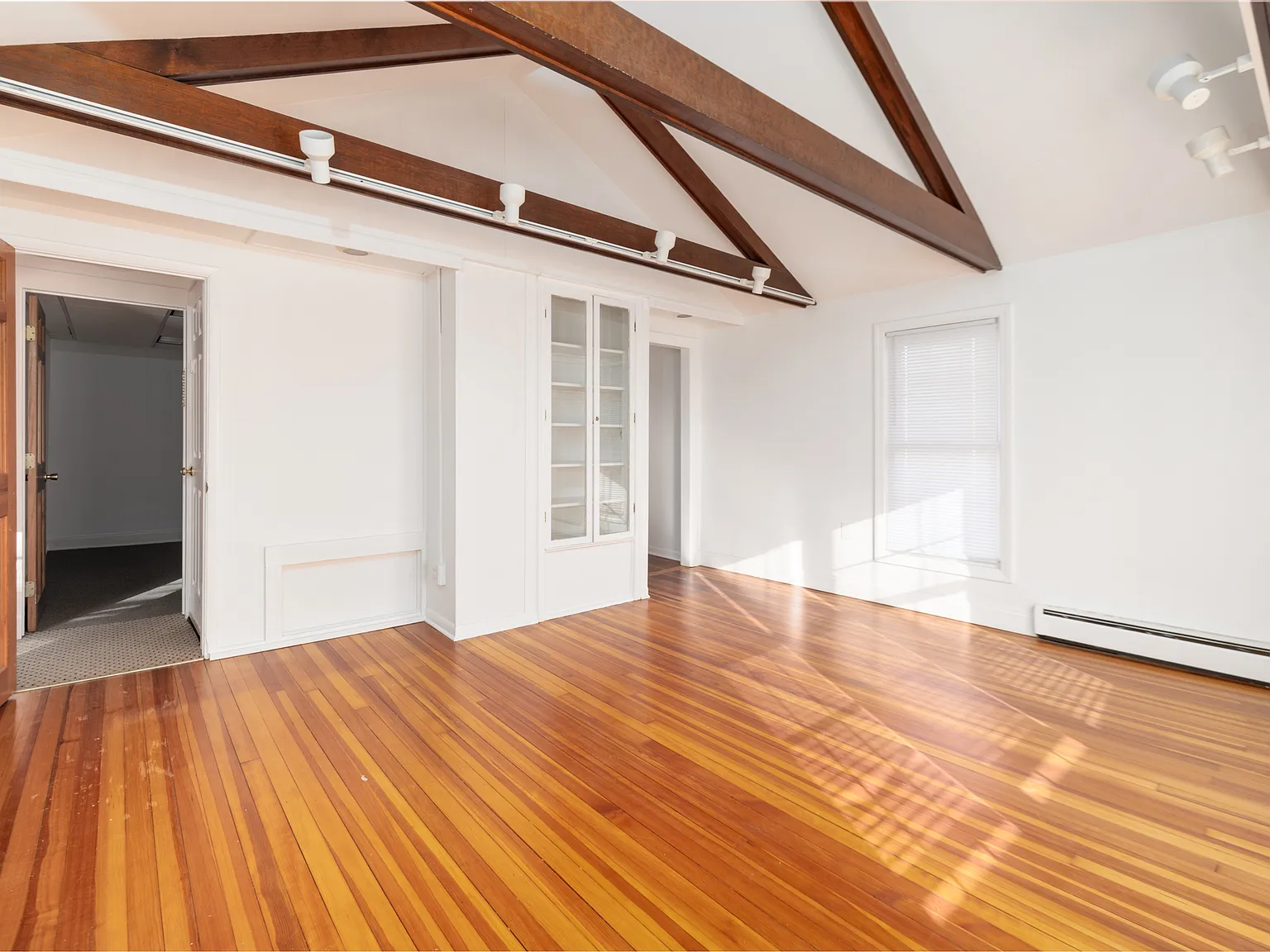 3 bed, 1500 sqft, $1,750 — Photo 4