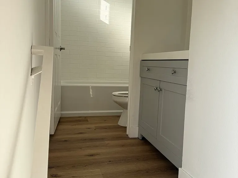 1520 S Bedford St #7 — Photo 10