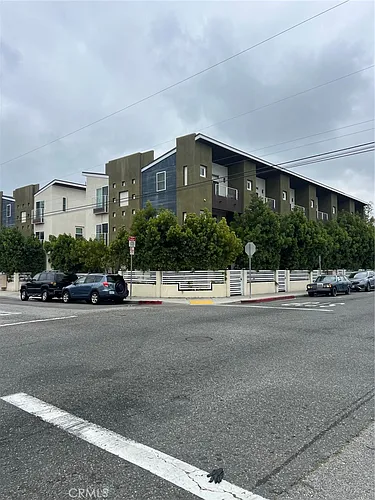 13804 Cordary Ave Photo 1