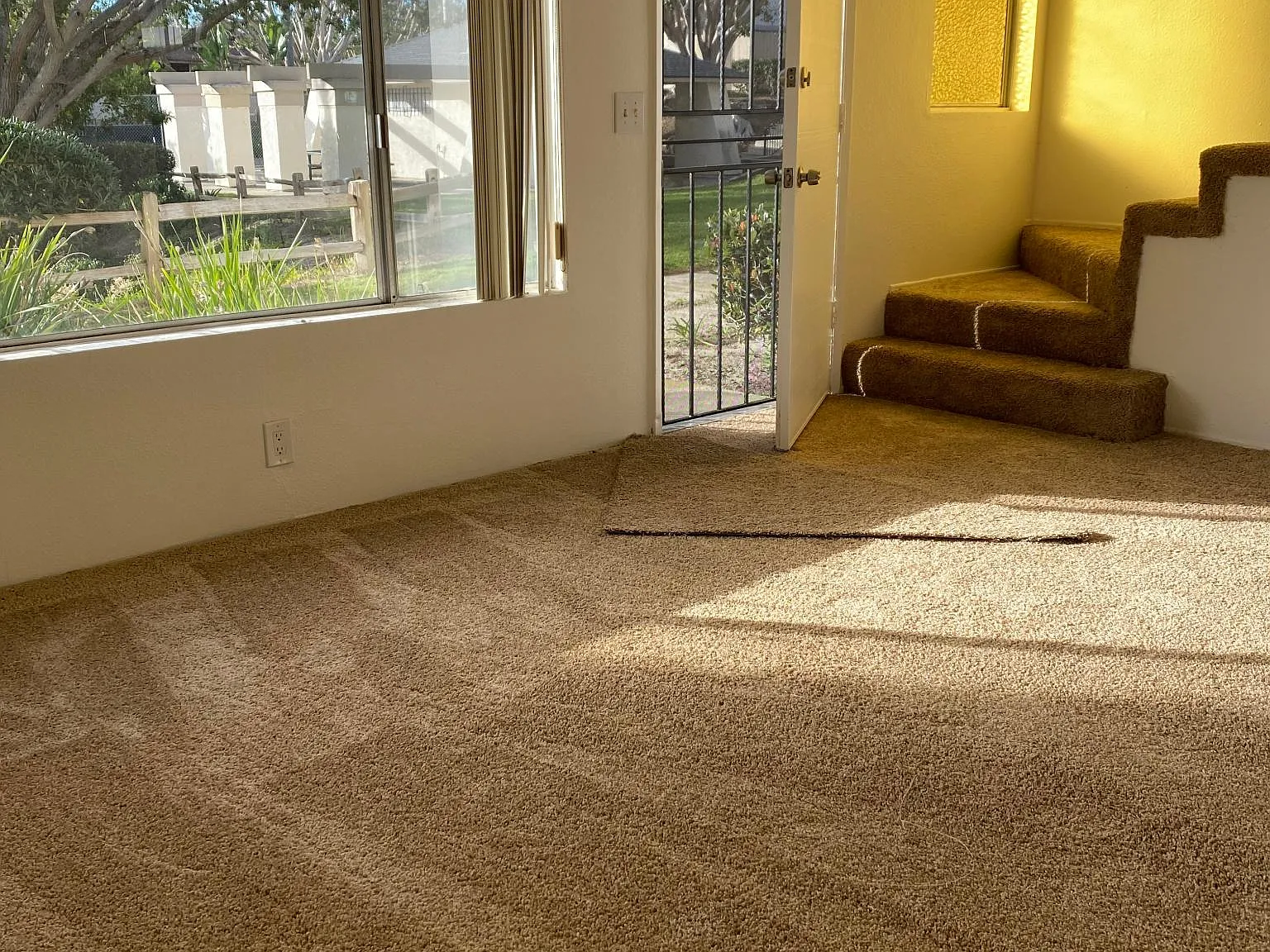 3565 Surf Pl — Photo 3
