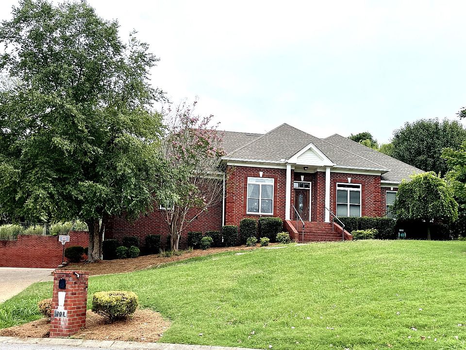 1st image of 303 Antietam Ct