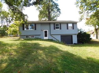 68409 Channel Pkwy, Edwardsburg, MI 49112
