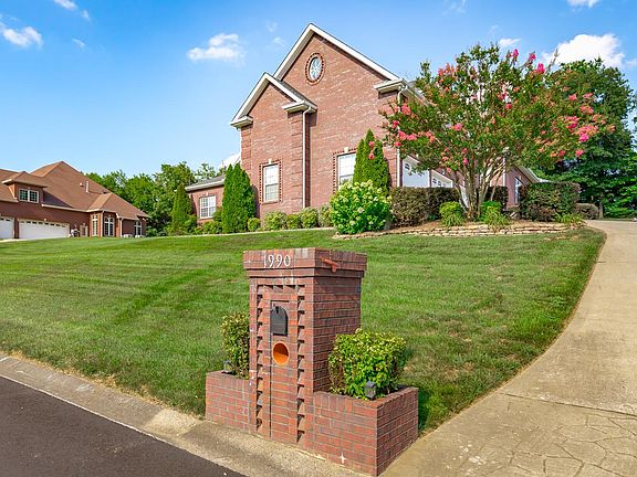 2nd image of 1990 Mossy Oak Cir