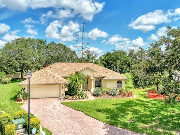 2206 Vintage St, Sarasota, FL 34240