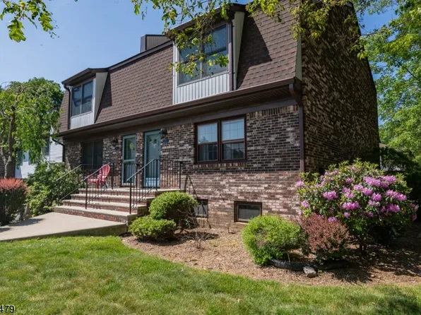 89 Stedwick Dr, Mount Olive Twp., NJ 07828