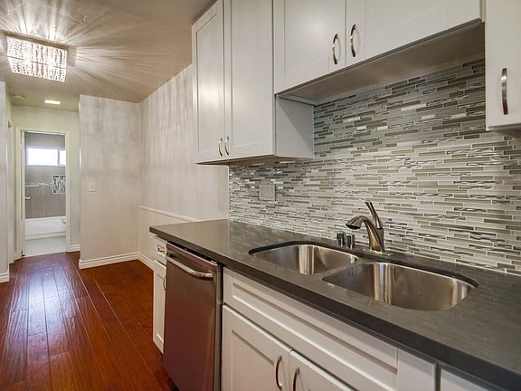 2nd image of 4503 Hamilton St Unit 2