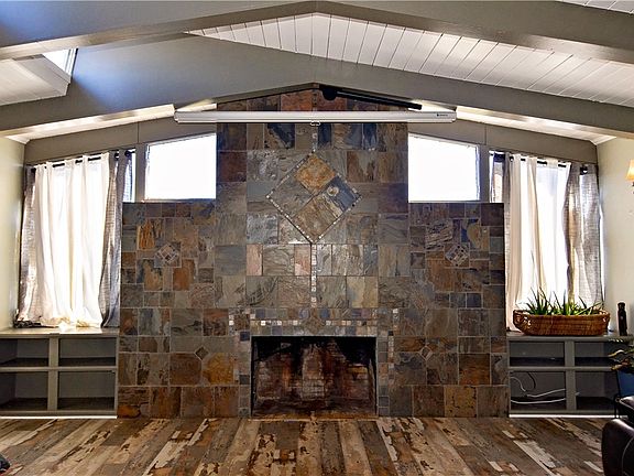 3rd image of 147 Trail Ridge Dr