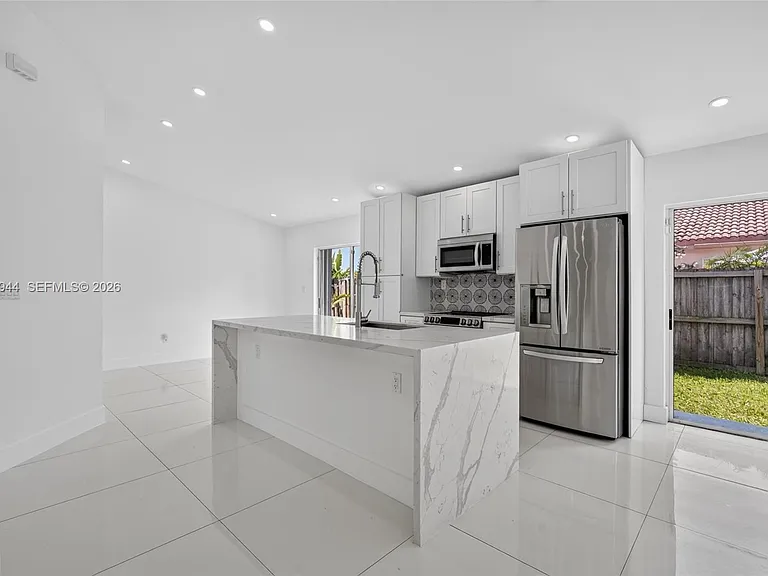 15772 SW 74th Ln — Photo 8
