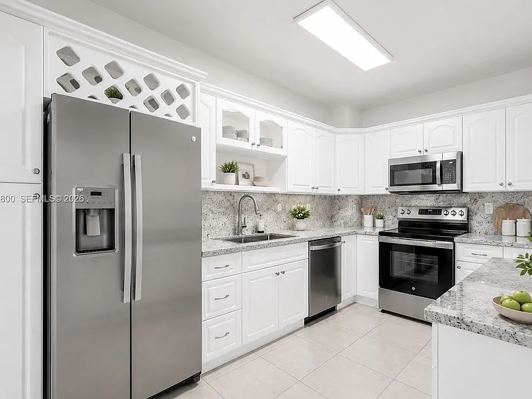 90 Edgewater Dr #1201 — Photo 4