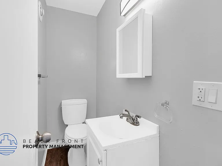 Prada Pointe Apartments — Photo 8