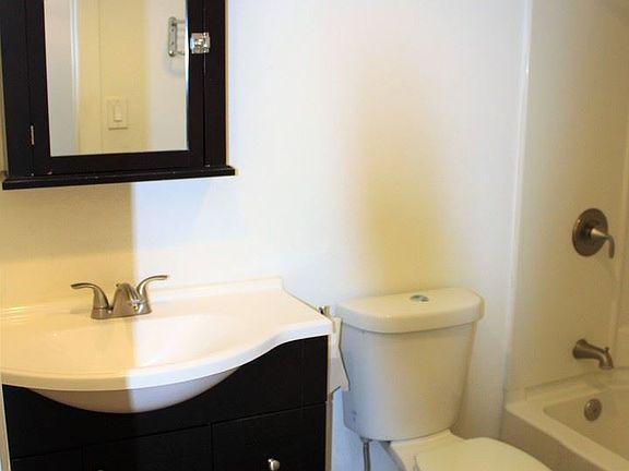 2nd image of 1835 E Don Carlos Ave APT 308