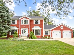 381 E Nebraska St, Frankfort, IL 60423