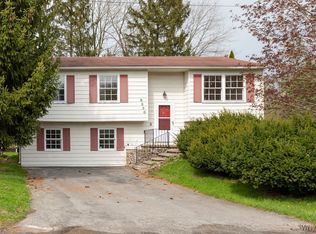 8230 Bitternut Ln, Liverpool, NY 13090