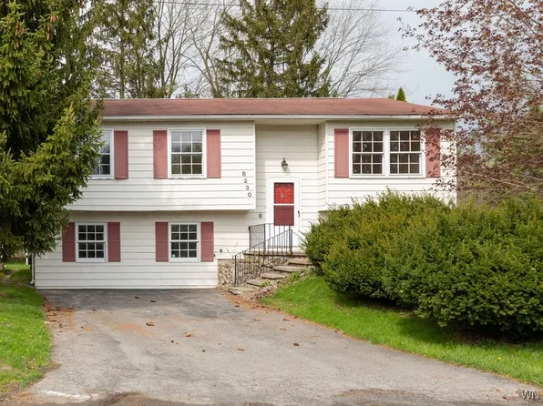 8230 Bitternut Ln, Liverpool, NY 13090