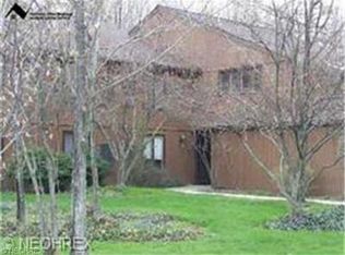 16575 Wren Rd APT 3D, Chagrin Falls, OH 44023