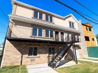 55 Maple Ter, Staten Island, NY 10306