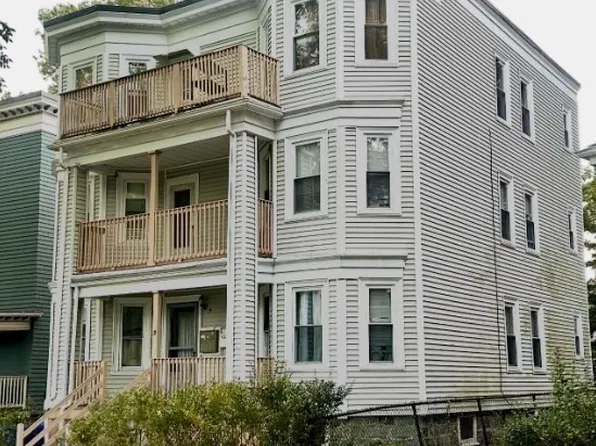 19 Samoset St, Dorchester, MA 02124