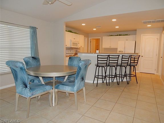 4th image of 1008 NE 40th St